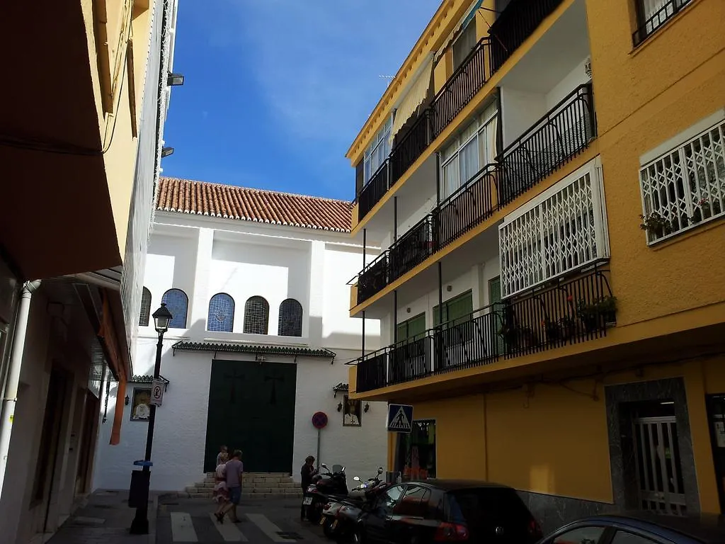 Apartamento En Los Boliches 丰希罗拉 公寓