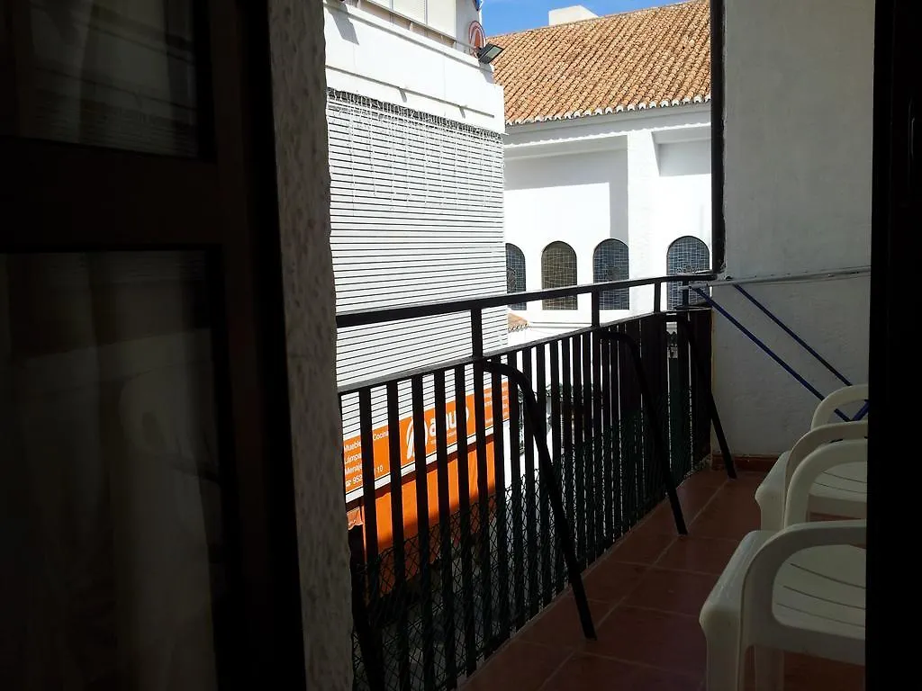 Apartamento En Los Boliches 丰希罗拉 0*,  西班牙